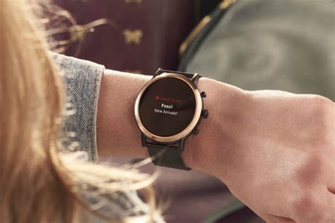 Mix and match your carlyle with your style by choosing a stainless steel, leather or athletic silicone strap. Fitur Canggih Fossil Gen 5 Smartwatch - SAMLEINAD