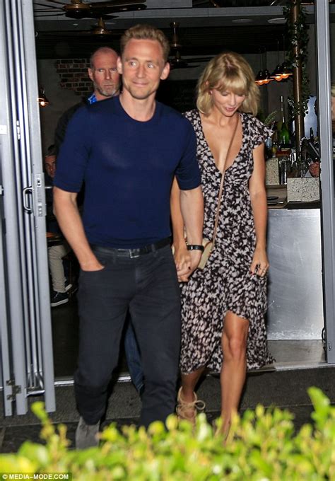 Can we stop with the taylor swift/tom hiddleston memes? Taylor Swift and Tom Hiddleston step out for dinner on the ...