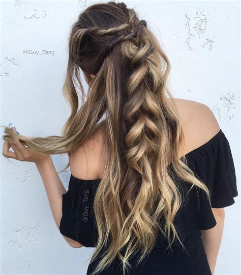 Thick hair is very unforgiving when it comes to quick, easy hairstyles. 20 Long Hairstyles You Will Want to Rock Immediately!