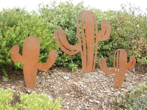 How can you tell how old a cactus is? Rusty Metal Cactus Yard Art / Rusty Metal Cactus Sculpture ...