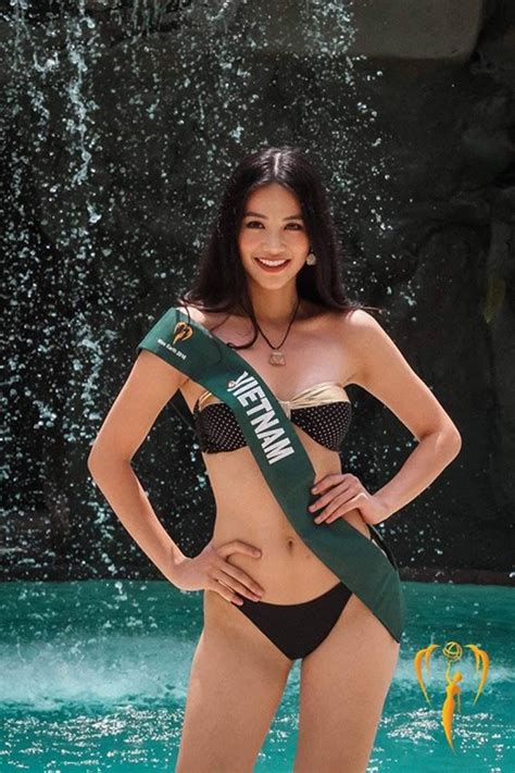 The country also owns the longest winning streak of big 4 beauty pageants from 2013 to 2018. Vietnam girl wins silver medal in Miss Earth swimsuit sub ...