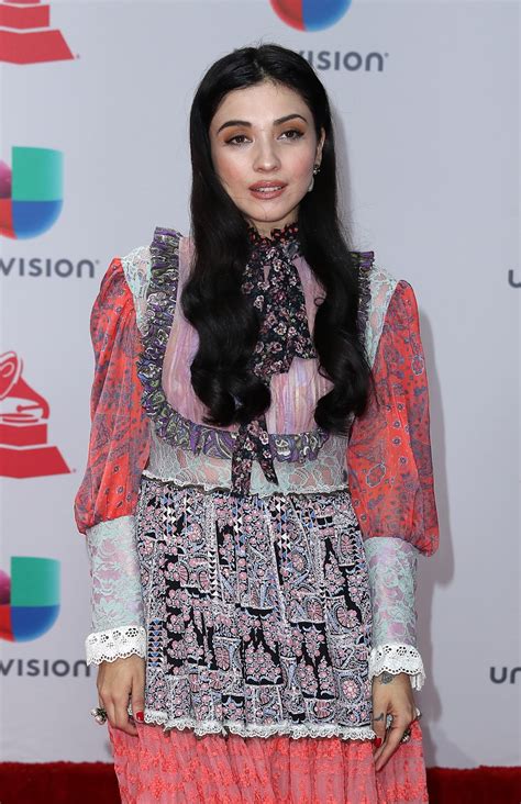 Norma monserrat bustamante laferte (viña del mar, 2 de mayo de 1983), conocida artísticamente como mon laferte, es una cantante y compositora chilena. MON LAFERTE at Latin Grammy Awards 2017 in Las Vegas 11/16 ...