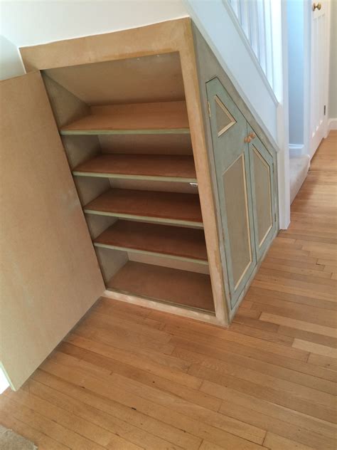 Run a batten (the under stair batten) along the underside of the stair case from the position of the outer (main) upright down the outer edge of the underside of the stairs to the floor. Under stairs cupboard | Under stairs cupboard, Understairs storage, Stair storage