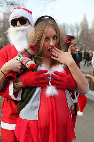 They are just the perfect chance you need to meet new people, relax and enjoy yourself. Drunk Girls Get Crazy At Christmas Parties (60 pics)