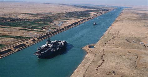 Suez canal authority / ap / scanpix / leta. Aventuras na História · Canal de Suez: da construção às ...