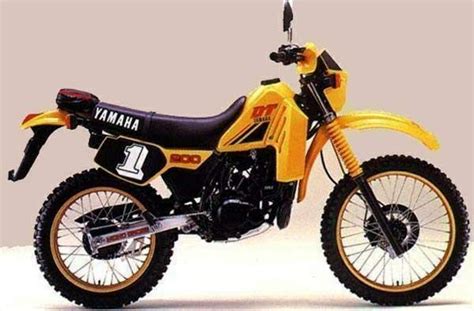 Dt 200 motard totalmente modificada. Motos YAMAHA: DT 200