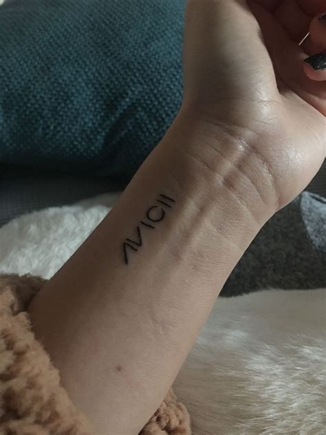 Den invigdes den 19 februari 1989 och är världens största sfäriska byggnad. Avicii tattoo | Tatuaje de dj, Tatuajes de avicii, Tatuaje ...