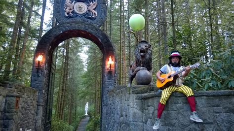 I live in oregon and this place is located in damascus or. Da Dingo Dizmal Digest : Visiting our friends in Demascus