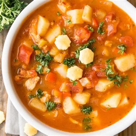 Manhattan style clam chowder is tomato based and much lighter than the original version. Manhattan Clam Chowder Recipe | Recipe | Clam chowder ...