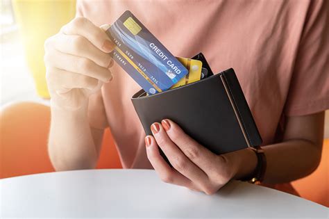 Here's our take on the best no annual fee credit cards that money can't buy. The Best No Annual Fee Credit Cards of 2021 | MyBankTracker