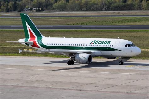 Ip camera 2мп, 4мм объектив, сенсор sony imx122, процессор hi3516c. EI-IMX Alitalia Airbus A319-111 zum Start in Tegel am 20.04.2016 - Flugzeug-bild.de