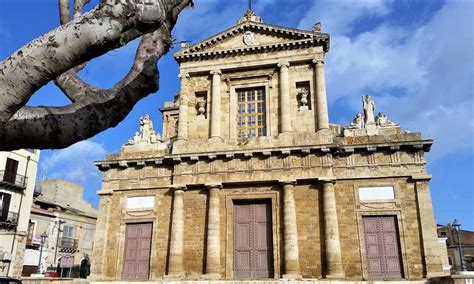 Chiesa, belotti e gli altri azzurri in cerca di un'occasione di a. Chiesa Madre di Gela: storia e curiosità sul gioiello gelese