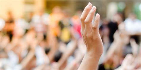 Pengertian kewajiban menurut para ahli. Pengertian Masyarakat Madani Secara Umum dalam Islam dan ...