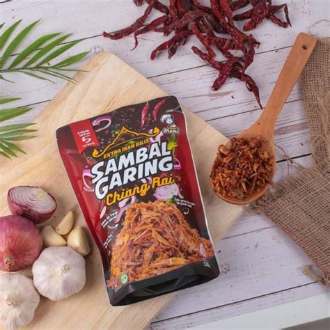 Sambal ikan bilis, kacang dan kentang yang pedas rangup | edisi niaga. SAMBAL GARING CHIANG RAI EXTRA IKAN BILIS - 120g | Shopee ...