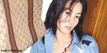 For a less titilating summary: Alleged photos of Cecilia Cheung