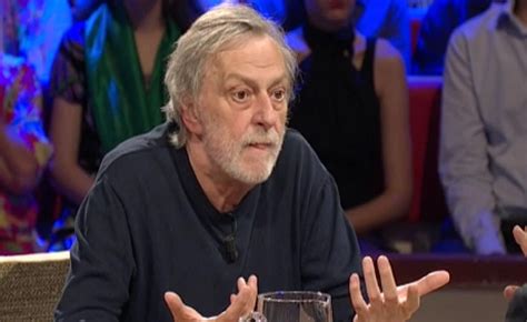 1 180 107 · обсуждают: L'odio di Gino Strada per gli "sbirri". Il COISP: "Lasci ...