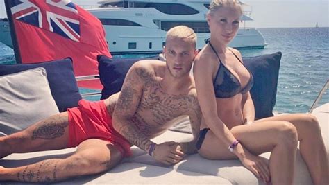 Marko arnautović date of birth: Kesses Posting - Frau Arnautovic sehnt sich nach dem ...