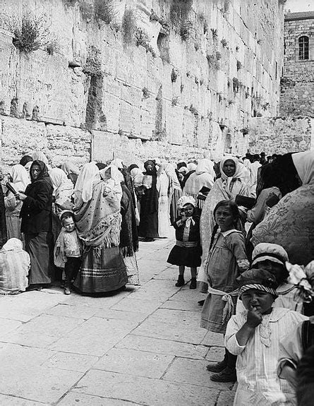 תמונות נוספות מהכותל המערבי >>. הכותל המערבי תמונות ישנות - Shelly