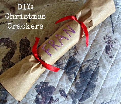 It is a type of candy made with saltine crackers coated in toffee and just 4 ingredients. Best 21 Do It Yourself Christmas Crackers - Best Diet and Healthy Recipes Ever | Recipes Collection