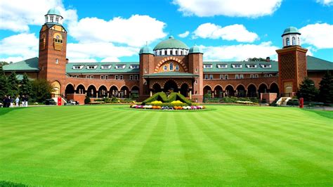 We provide the devoted service to the global pilgrims for carrying out of their holy acknowledgments including hajj and umrah. Ryder Cup 2012: Medinah Country Club is rich in history ...