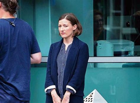 Юэн макгрегор, юэн бремнер, джонни ли миллер и др. Kelly macdonald looked mean as she filmed scenes for ...