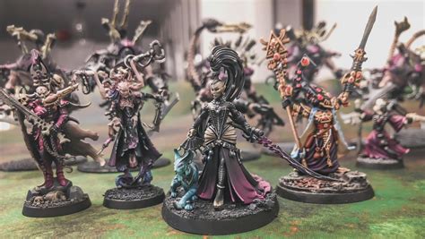 With a technological mastery beyond the ken of lesser races, the aeldari could create and destroy entire worlds according to their will. Aeldari, Asuryani, Coven, Drukhari, Eldrad, Haemonculus ...