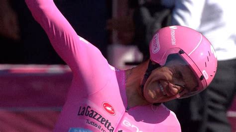 Nizozemec bauke mollema je zmagovalec 14. Carapaz houdt stand in tijdrit en wint 102de Giro, Mollema ...