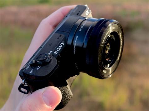 Kini foto liburan tahun baruan kamu bakal lebih bagus lagi dari biasanya. Kamera Mirrorless Terbaik Harga 2 Jutaan / Daftar Harga ...