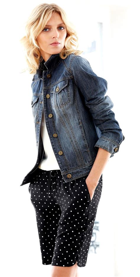 Find this pin and more on wearing by robert ferguson. Pin on Anja Rubik