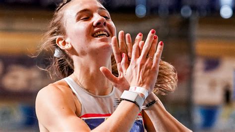 Lieke klaver marit dopheide lisanne de witte femke bol: Weer een record voor Bol op 400 meter, olympische limiet ...