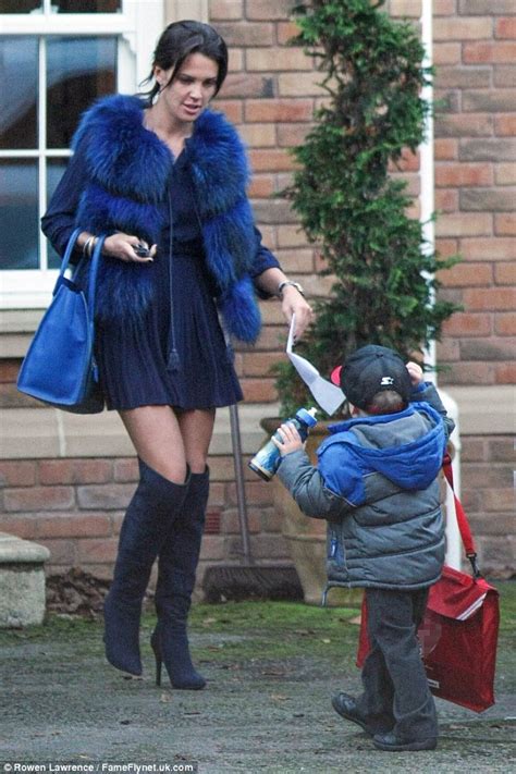 Danielle lloyd was born on december 16, 1983 in liverpool, england. Danielle Lloyd sports faux-fur stole, minidress and raunchy knee-high boots | Daily Mail Online