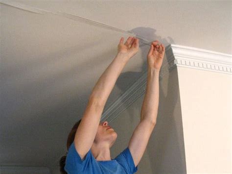 Hairline cracks in textured sheetrock ceilings form for numerous reasons. Pin on Home