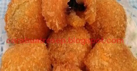 Di kulkas ada stok tape sedikit, cuzz kita bikin tape goreng. Resep Tape Goreng Crispy - Resep Tape Goreng Tepung Oleh ...