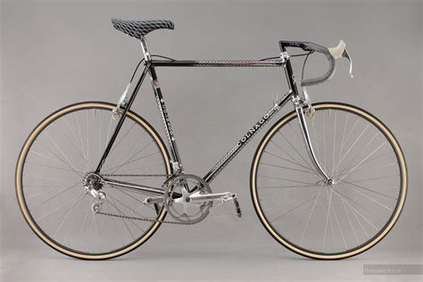 Switching on the pleasure spots. Colnago | Classic road bike, Steel bike, Fixed bike