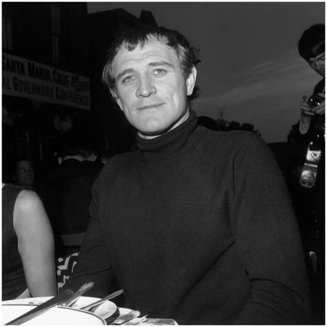 Richard harris was an irish actor and singer who began his career on stage and made his film debut with the 1959 film 'alive and kicking'. 73 best Richard Harris images on Pinterest | Movie photo ...