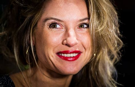 Lauren verster (born 27 april 1980) is a dutch programme maker and television presenter. Bossche Lauren Verster baalt nog steeds van 'wrede ...