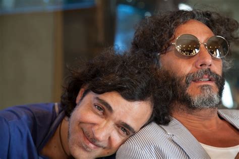 His real name is rodolfo paez, like his father. Fito Paez y Moska editan un álbum juntos titulado "Hermanos"