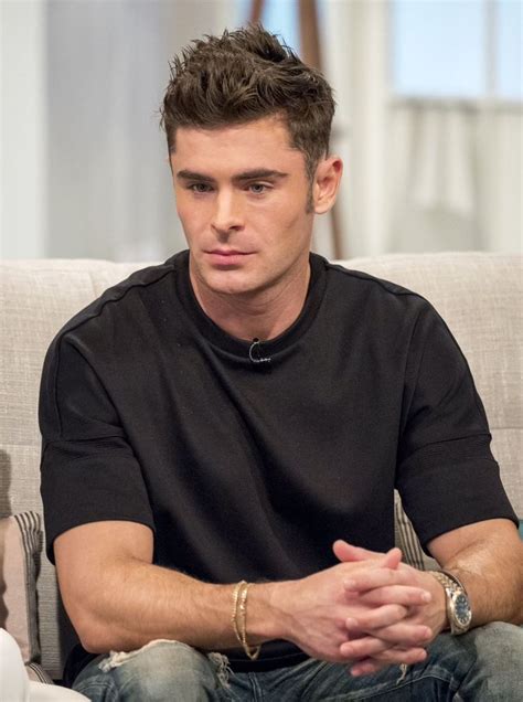 Former disney child star zac efron has left the internet divided following his appearance while taking part in earth day musical special via facebook. Pin by Teresamyles on faces | Zac efron, Zac, Zac efron ...