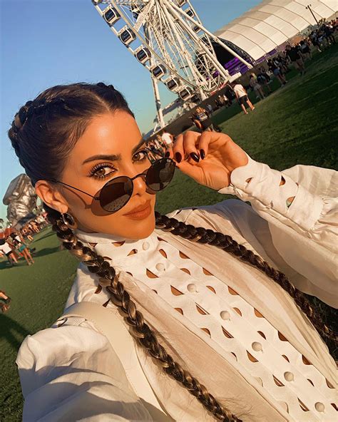 We are not affiliated with the coachella festival. Super Vaidosa Look: Day 1 of Coachella 2019 - Super Vaidosa