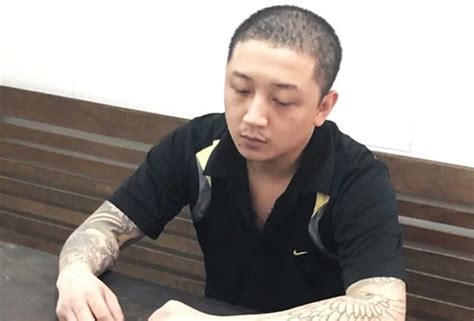 Lên xe rồi chở cháu đến một vườn chuối thuộc xã hoàng diệu. Vụ bố bịa chuyện con gái bị xâm hại ở Nghệ An: Điều tra ...