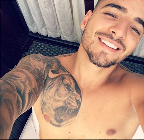 Pero no hablo de las babys en mis canciones!🤴🏻👶🏽👧🏻👦🏼🐶🐎🐷🐒🦁 m.youtube.com/watch?v=rfeig3gr2bo. MALUMA DB BABY | Maluma, Maluma tatuajes y Celebridades guapas