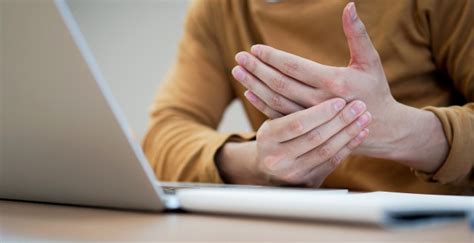 Is the most sensitive test to diagnose carpal tunnels syndrome. Apa Itu Carpal Tunnel Syndrome? - LinkSehat