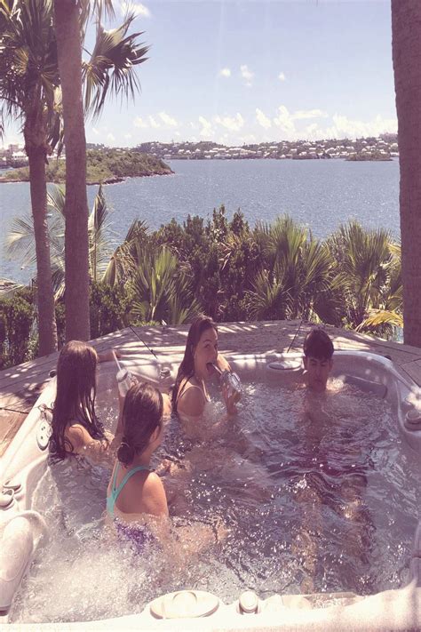 Fun times!!! dela till ditt aktivitetsflöde på steam. fun fun in 2020 | Big bear trip, Jacuzzi, Fun