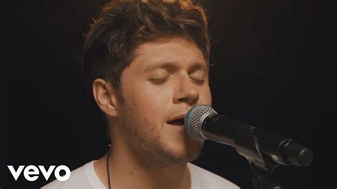 Перевод песни flicker — рейтинг: Niall Horan - Flicker (Acoustic) - YouTube (met ...