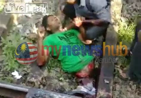 Kita melihat dan merasakan sendiri bagaimana perubahan lingkungan telah terjadi dan berdampak langsung pada kehidupan kita. Blog Angah69 : Kemalangan Ngeri - Badan Putus Dua Tapi ...