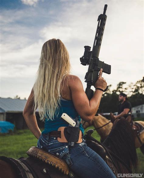 Pin by $ DURAN on guns n girls | Girl guns, Guns, Guns pistols