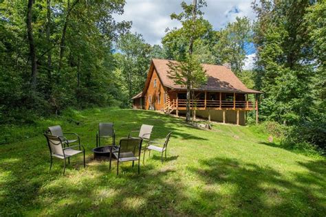 From a secluded cabin in the forest or a down on the farm family weekend to a contemporary hilltop vacation home. The Best Cabins In Hocking Hills: The Hocking Hills is the ...