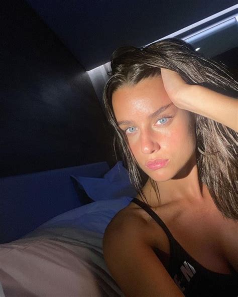 Kelly ribeiro bailey was born on february 19, 1998. Kelly Bailey viveu drama ao infetar o pai com o novo ...