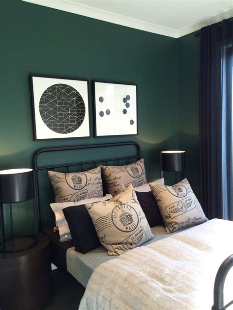 Dependable, versatile, warm, and subtle, it's one of the best paint colors for a bedroom. PHOTO 8: Forest green paint used on all walls in this ...