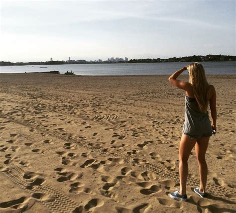 For two members of this year's u.s. Kristie Mewis. (Instagram) | Instagram, Beach, Uswnt